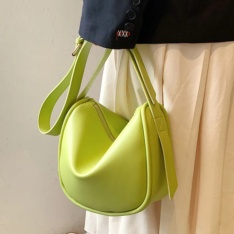 Women's Casual One Shoulder Messenger Bag - Large Capacity Bucket Bag