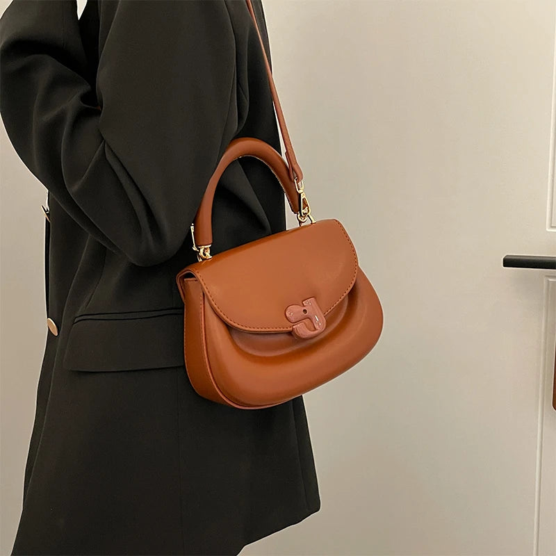 Niche Ladies Saddle Bag Women's PU Handbag Adult Girls Shoulder Bag