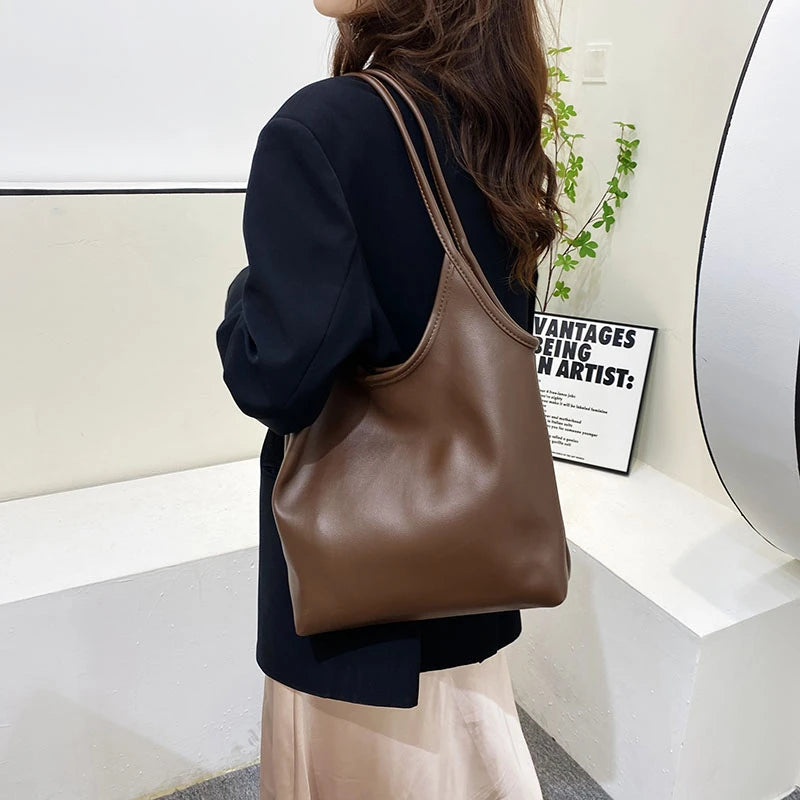 Fashionable Women Buckets Shoulder Bags PU Leather Tote