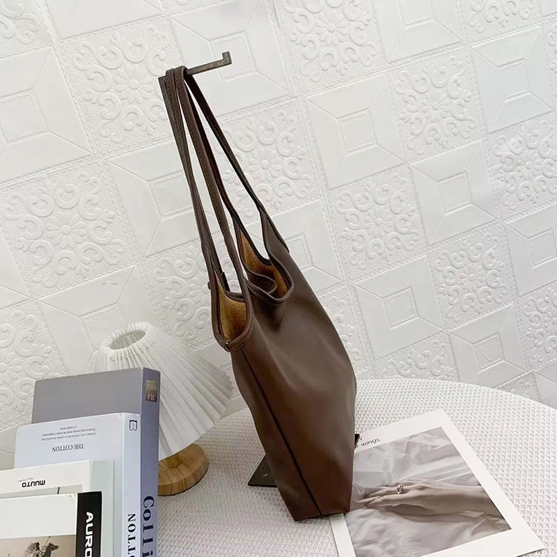 Fashionable Women Buckets Shoulder Bags PU Leather Tote