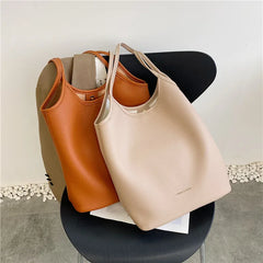 Fashionable Women Shoulder Bags PU Leather Daily Soft Surface Big Pockets