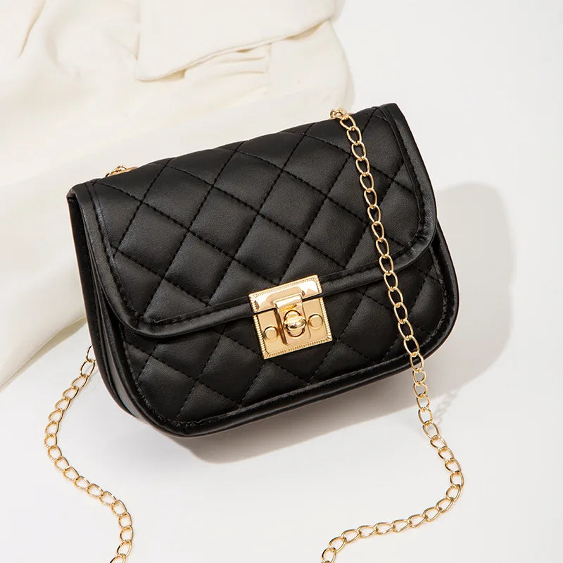 Embroidered Diamond Lattice Chain Shoulder Bag