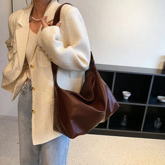 Fashionable Women Shoulder Bag PU Leather Daily Casual Soft Surface