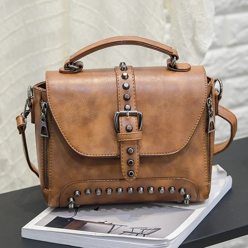 Vintage Messenger Bag Women Crossbody Rivet Handbag Motorcycle Bag
