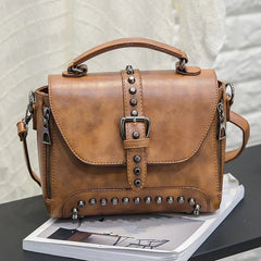Vintage Messenger Bag Women Crossbody Rivet Handbag Motorcycle Bag
