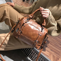 Retro Leisure Shoulder Bag Large Capacity Women Handbags Soft Leather Crossbody