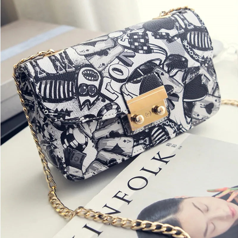 Summer Graffiti Women Shoulder Bag High Chain Mini Bag Messenger Clutch