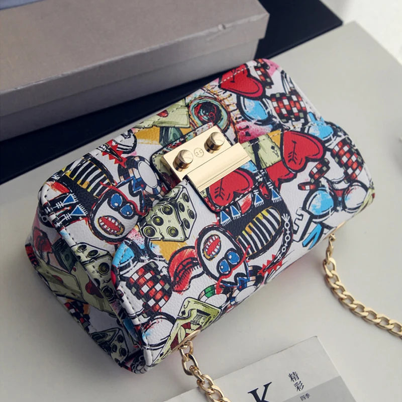 Summer Graffiti Women Shoulder Bag High Chain Mini Bag Messenger Clutch