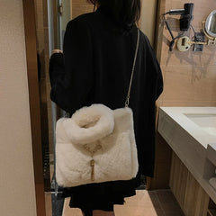Winter Plush Shoulder Bags for Women Tote Bags Faux Fur Ladies Purses