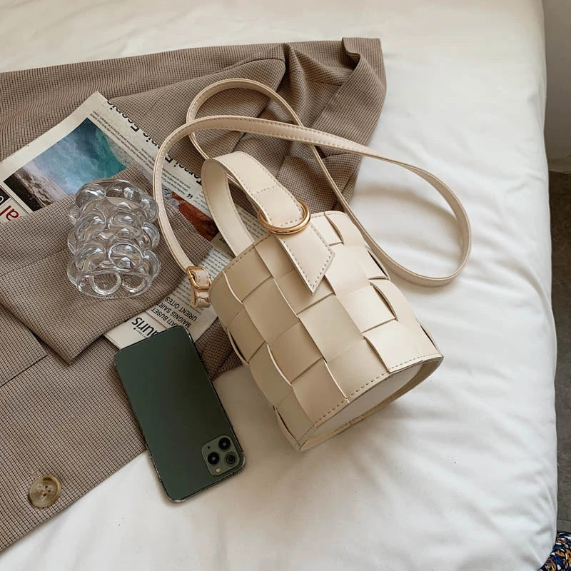 Women's Lattice Shoulder Bag Crossbody Bucket Handbag
