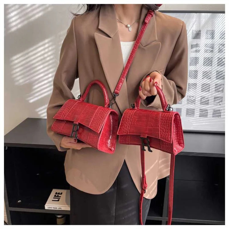 2023 Fashion Full Diamond Handbag Hourglass Flap Shoulder Bag