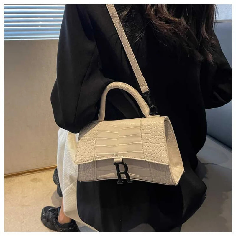 2023 Fashion Full Diamond Handbag Hourglass Flap Shoulder Bag