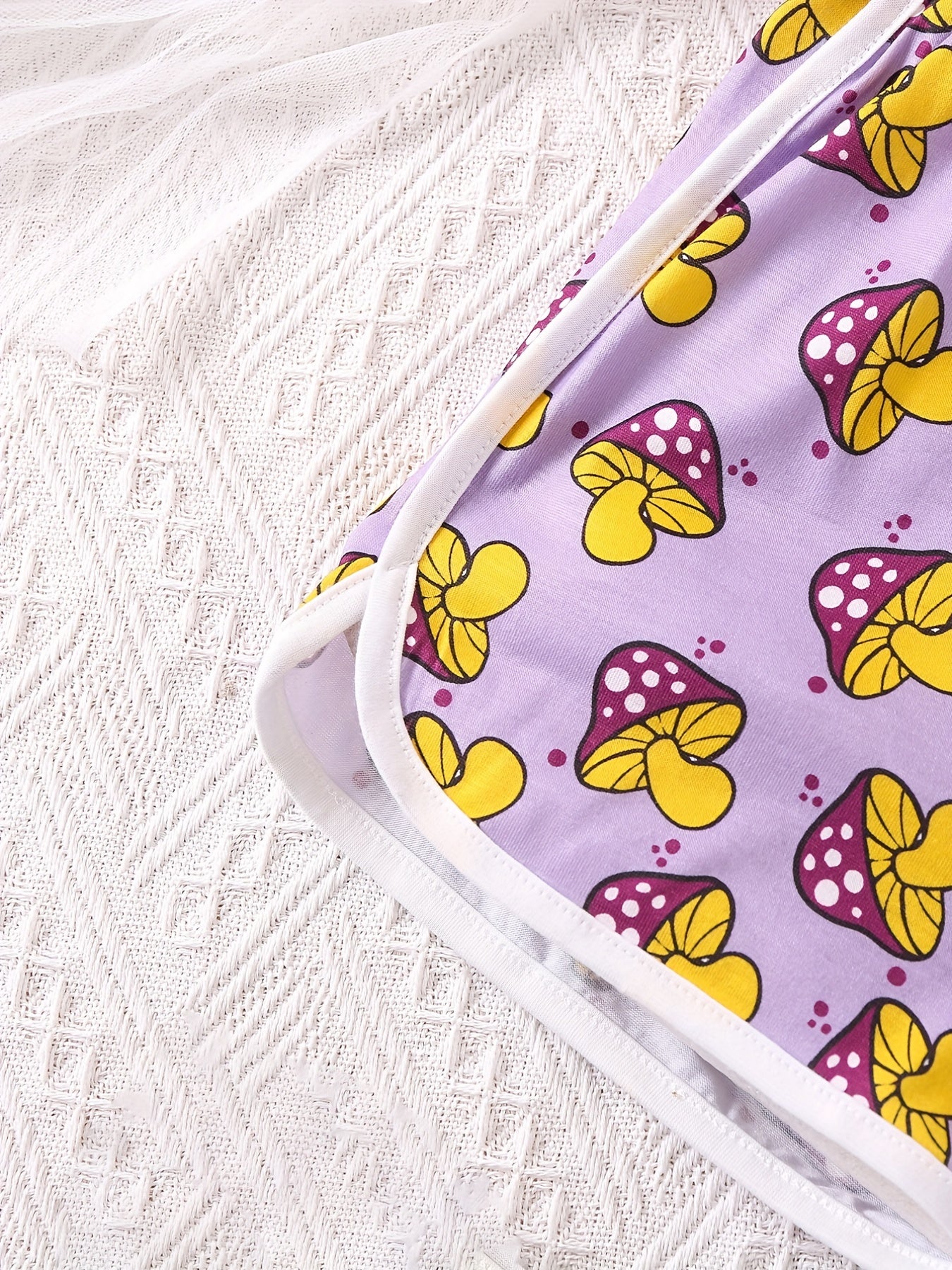 Girls Mushroom Graphic Elastic Waist Sports Casual Shorts