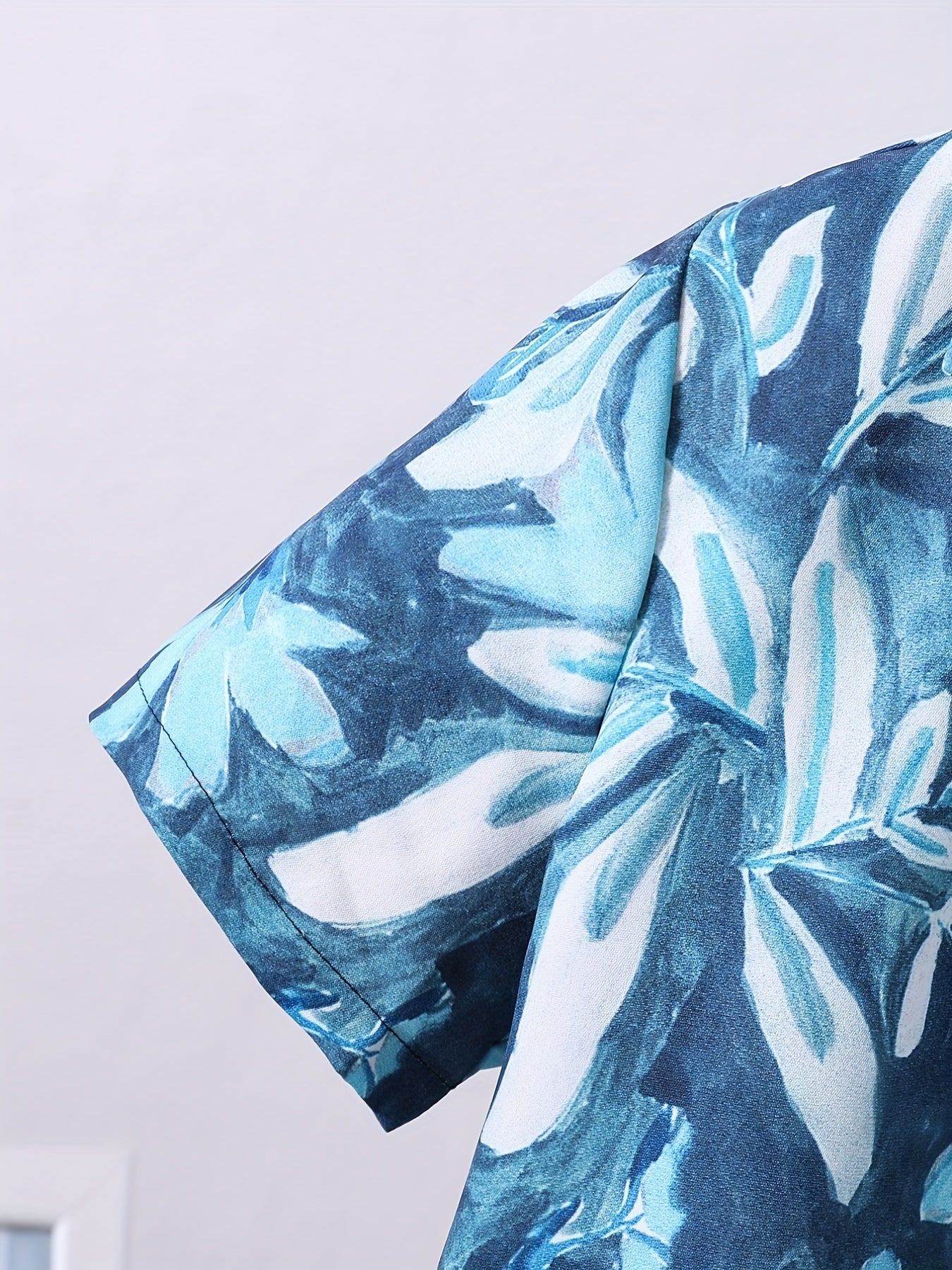 Leaf Graphic Print Boys Casual Shirt