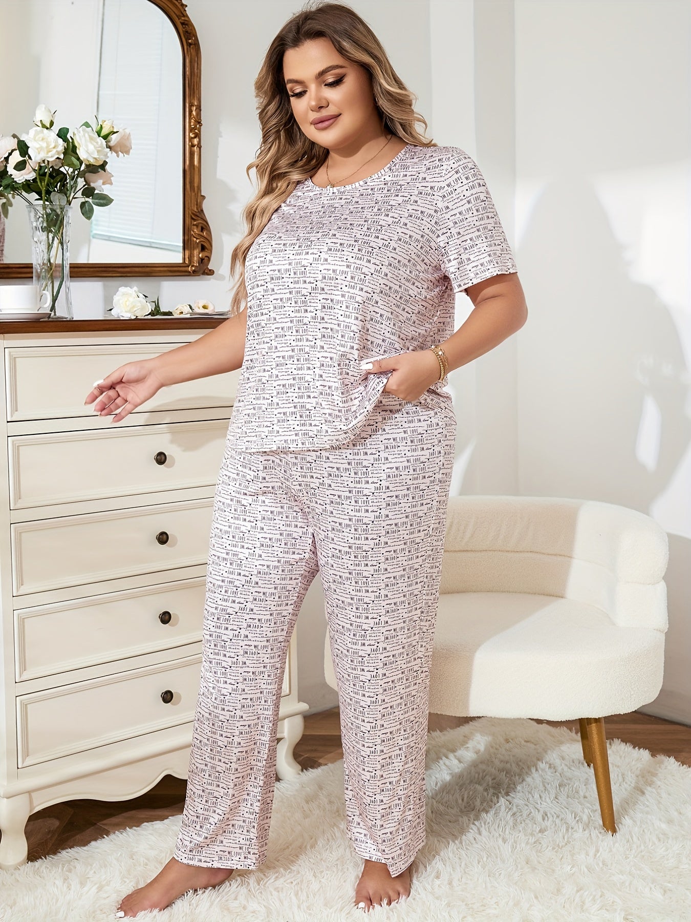 Allover Letter Print Tee & Pants Pajama Set for Women