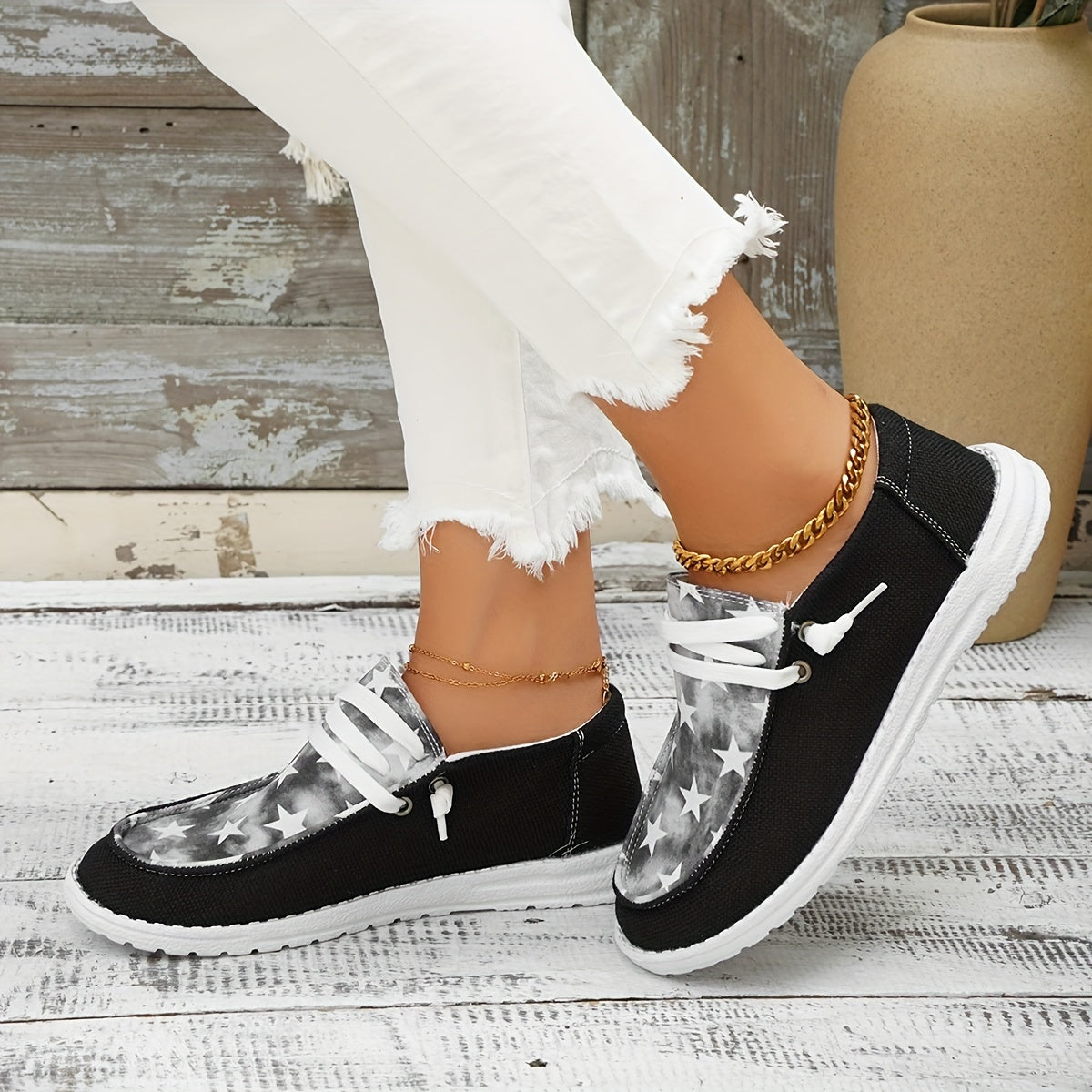 Women's Star Pattern Canvas Lace Up Shoes Lightweight Low Top Sneakers