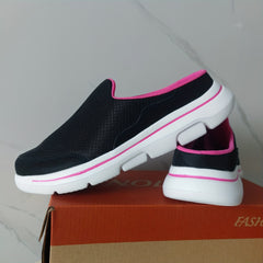 Women's Comfortable Closed Toe Mesh Slip-On Mules Sneakers
