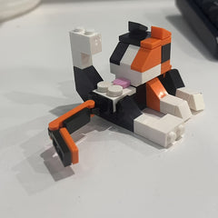 Building Blocks Licking Cat Figurine Fun DIY Toy with 3 Cats