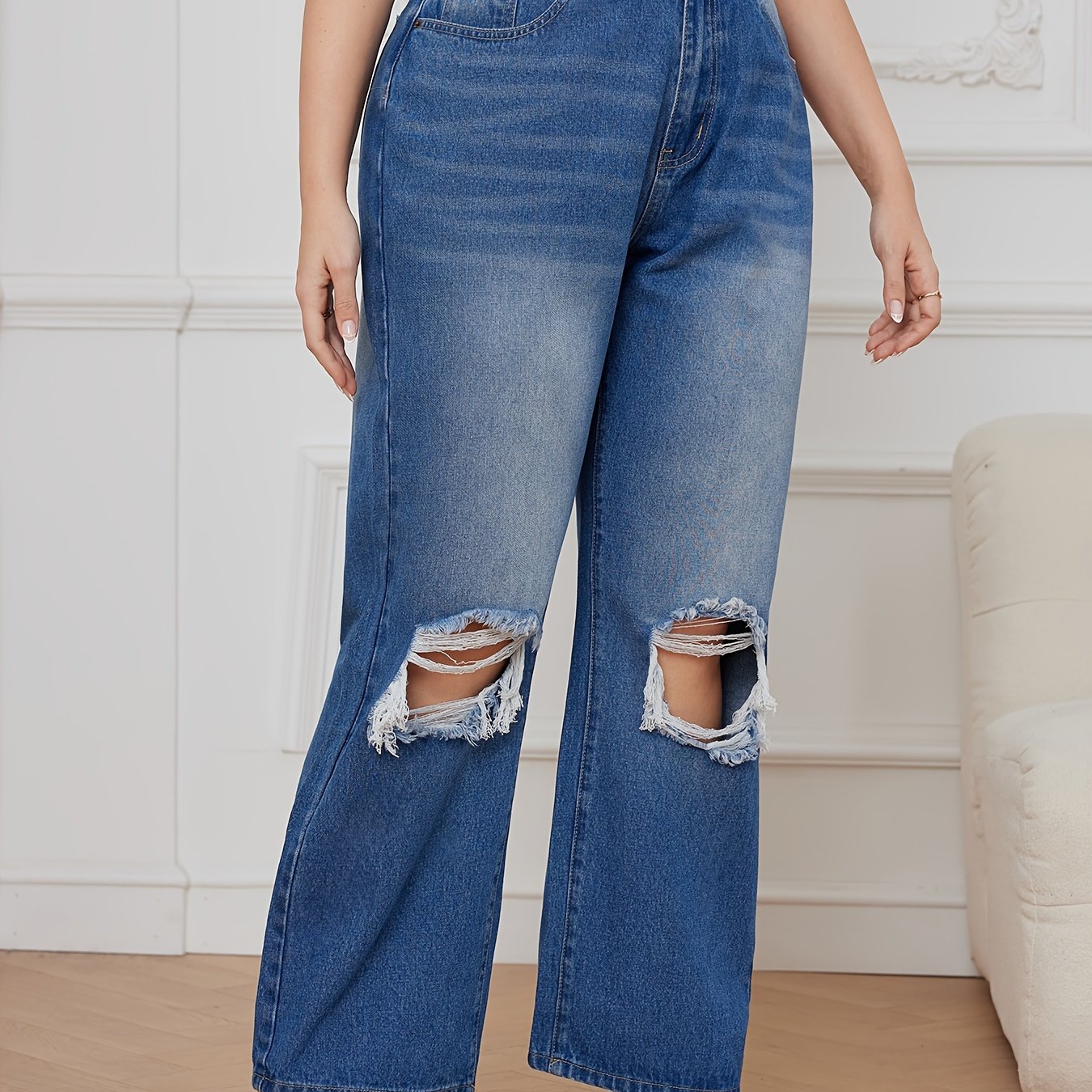 Ripped High Rise Loose Fit Jeans