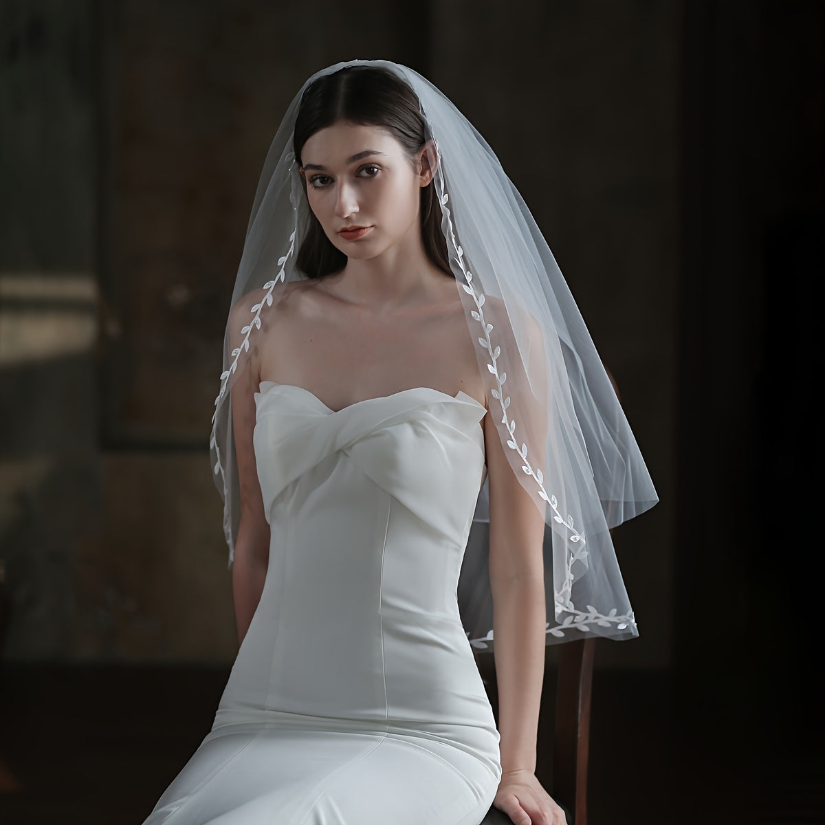 Double Layer Bridal Veil with Leaf Edge Wedding Tulle