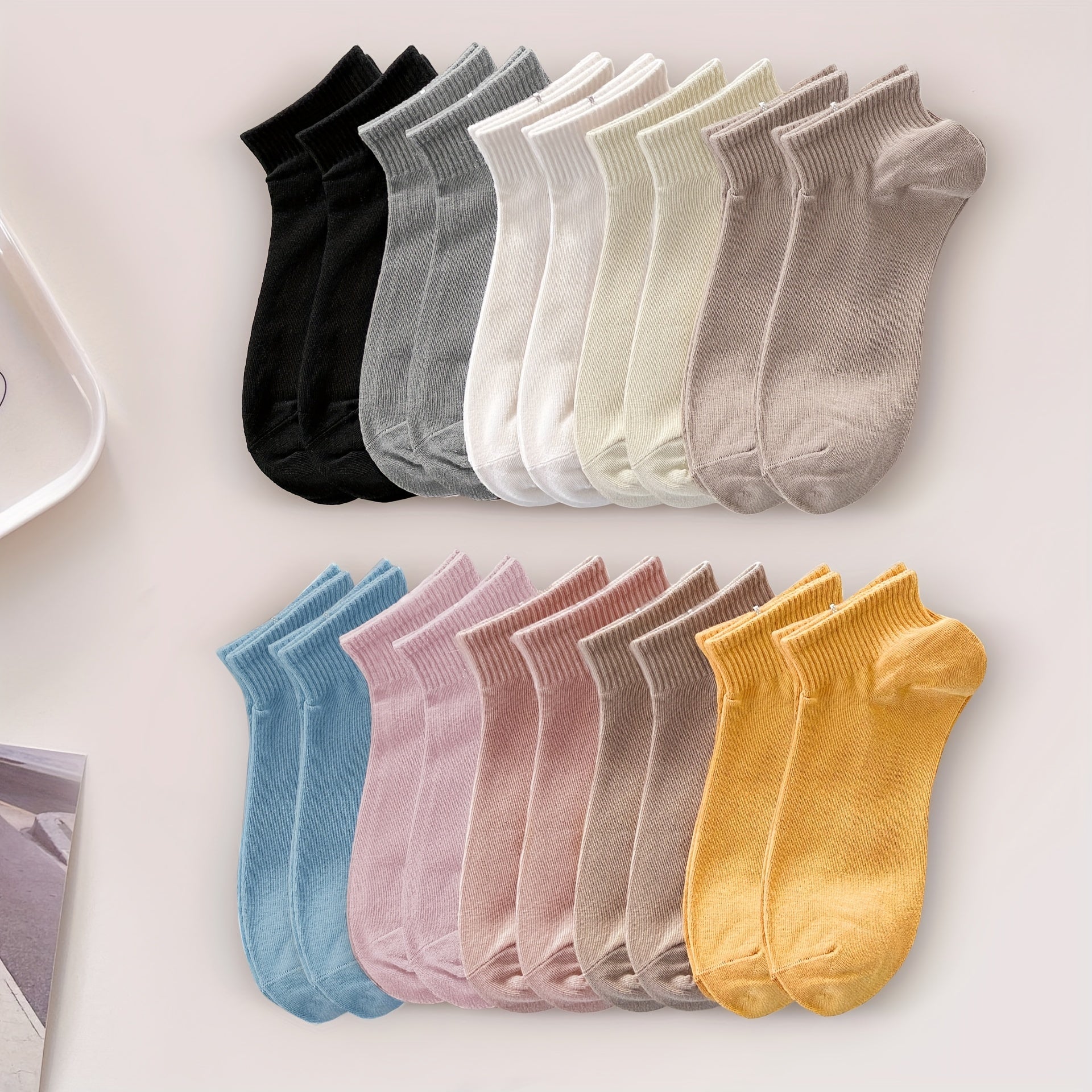 10 Pairs Women's Low Cut Ankle Socks Soft & Lightweight Solid Stockings