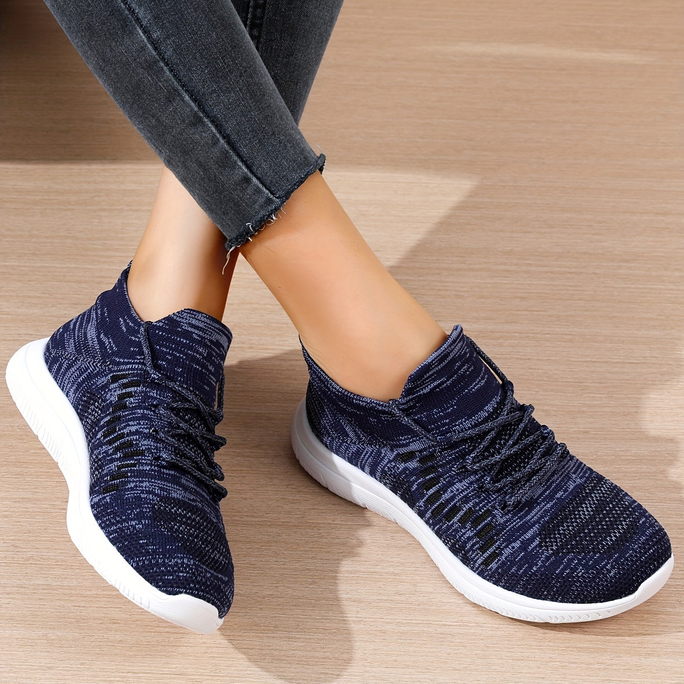Women's Knitted Sneakers Lace Up Low Top Tennis Shoes