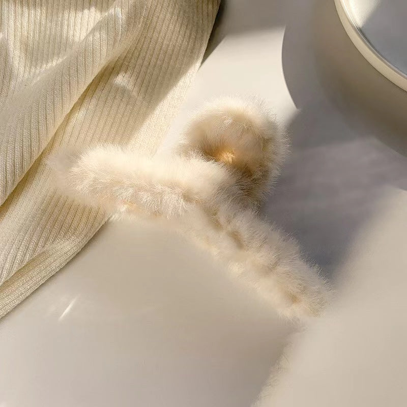 Women's Winter Fur Hair Clip Hair Accessories 1pc