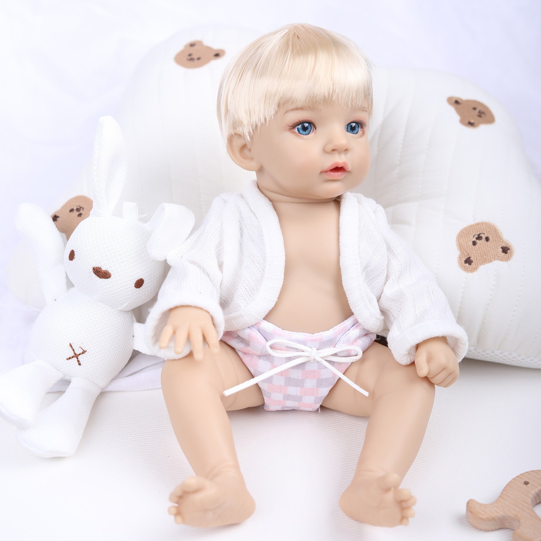 AKODEERD 30 Doll with Soft Vinyl Skin and Fashionable Outfit