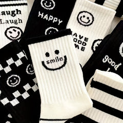 Smiling Face Print Socks in 8 Pairs Mid Tube Women's Stockings