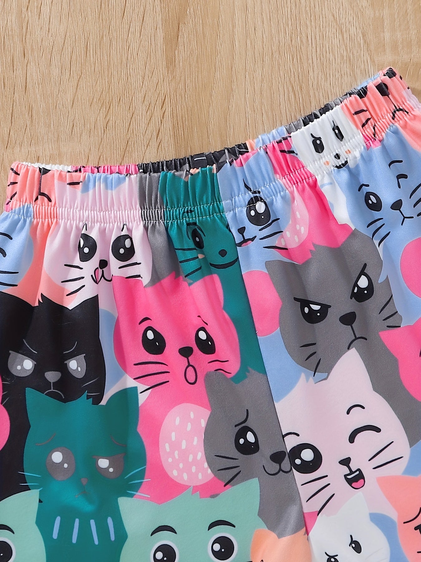 2pcs Toddler Girls Cartoon Cat Elastic Waist Shorts
