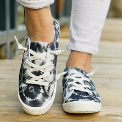 Women's Tie Dye Canvas Shoes Lace Up Low Top Lightweight Sneakers