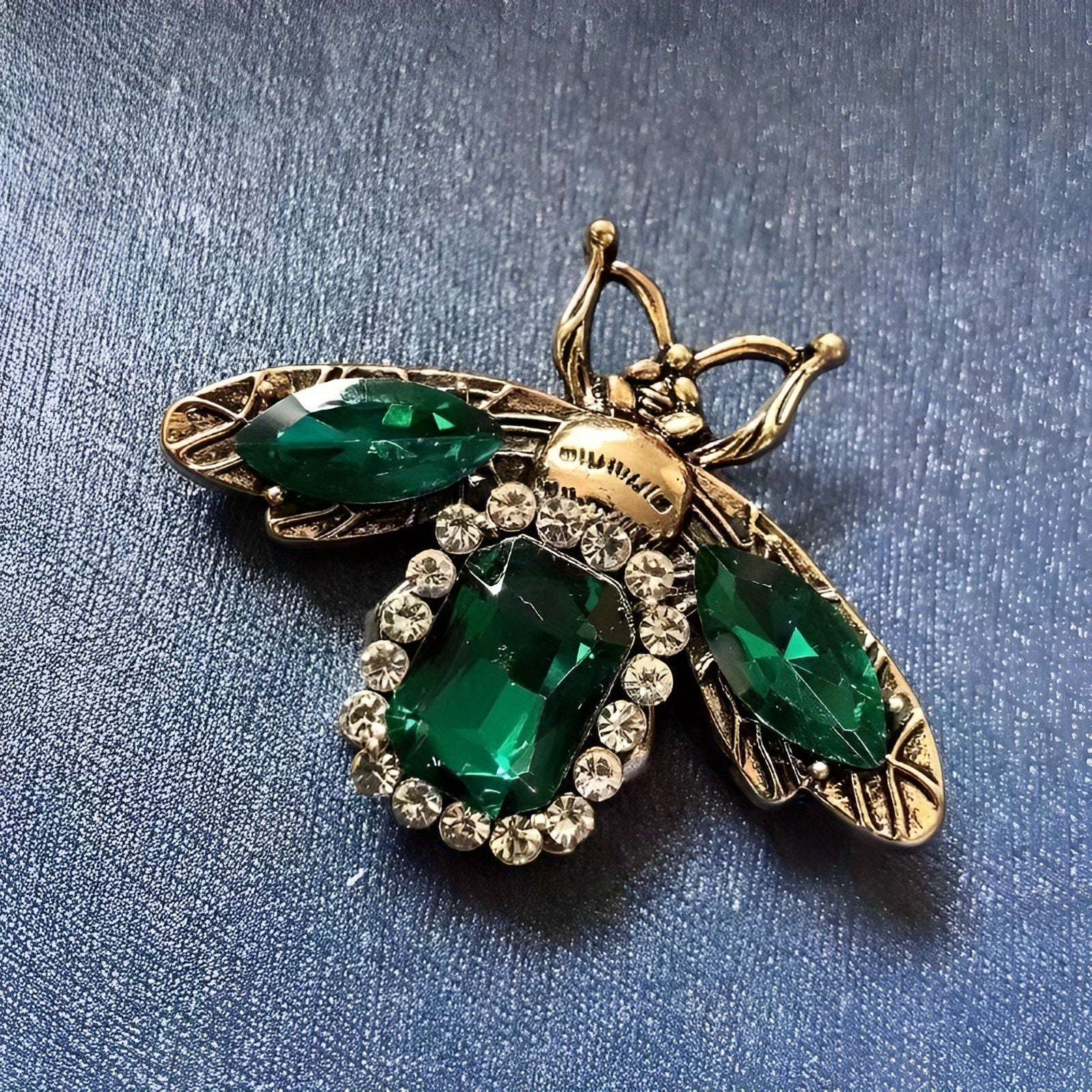 Crystal Insect Needle Retro Brooch - Bee Design