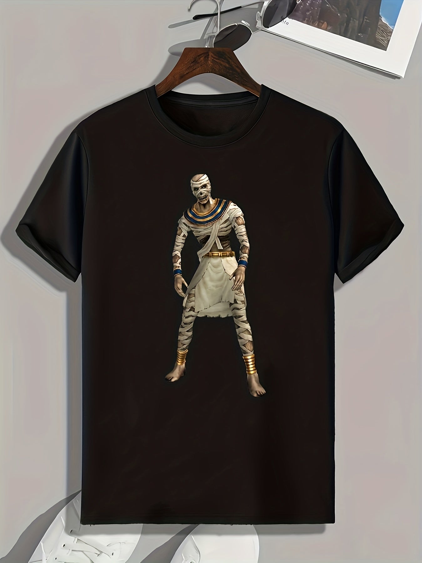 Mummy Print Men's Graphic T-shirt for Halloween