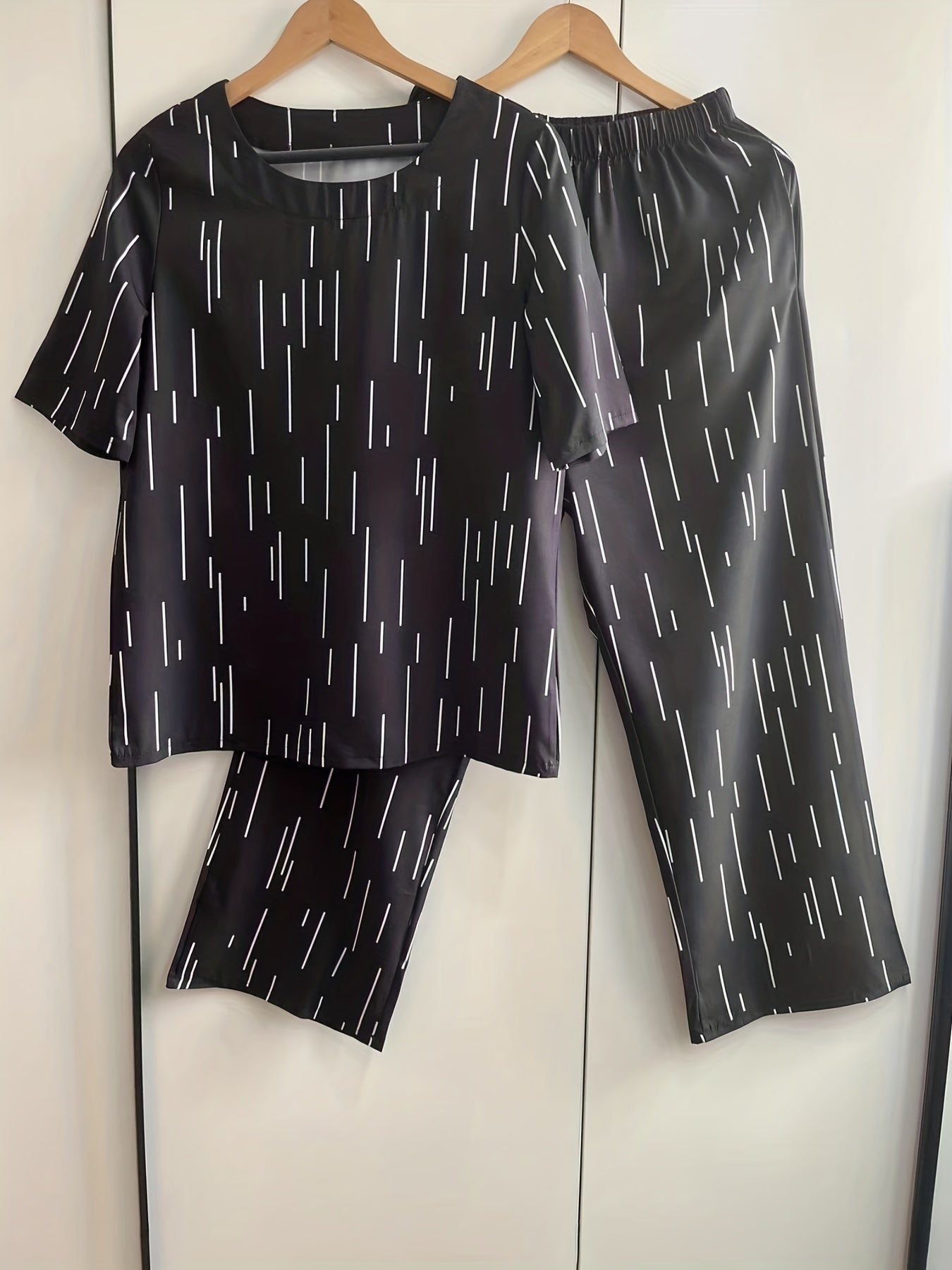 Casual Stripe Matching Two piece Set Crew Neck Tee & Wide Leg Pants