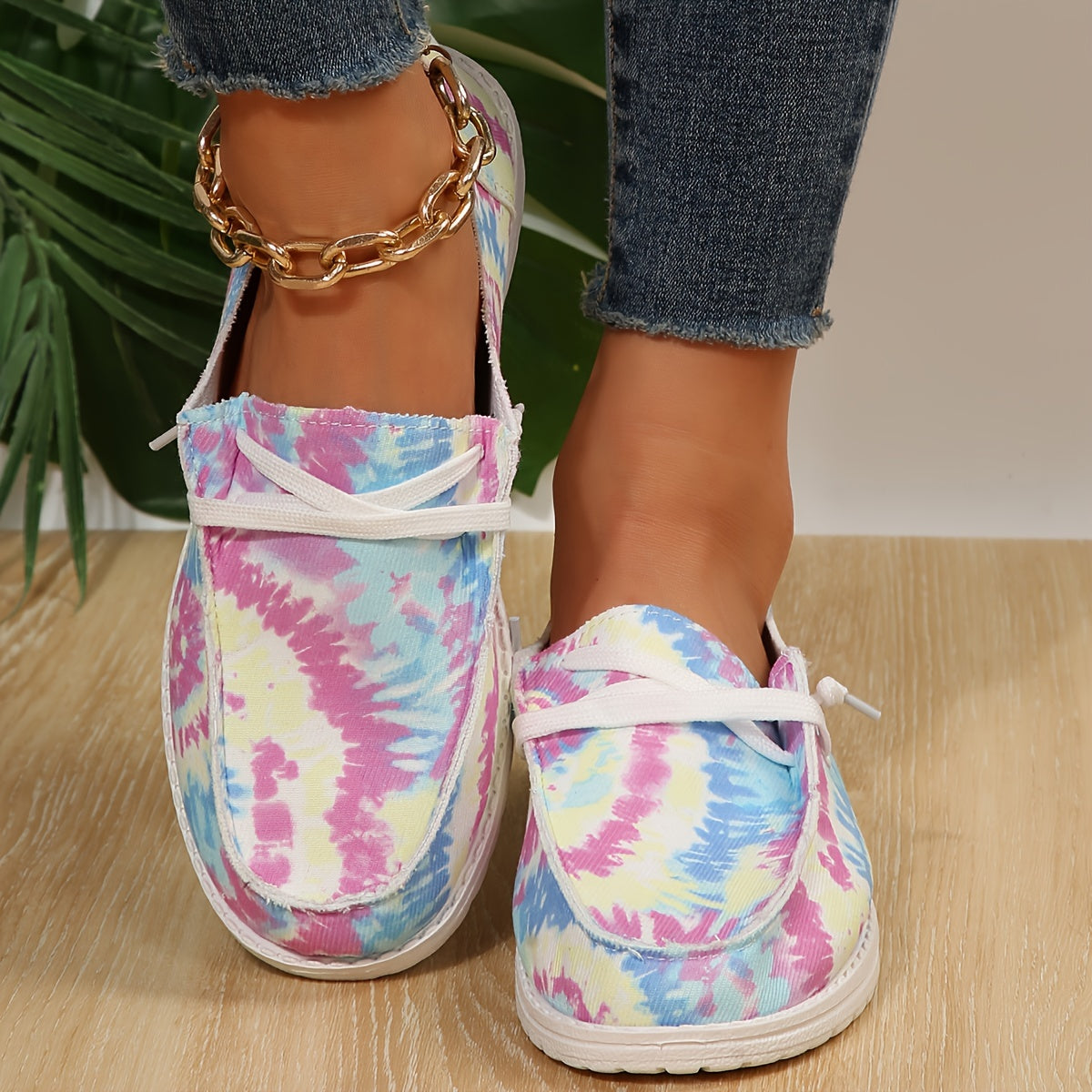 Women's Tie Dye Canvas Low Top Sneakers