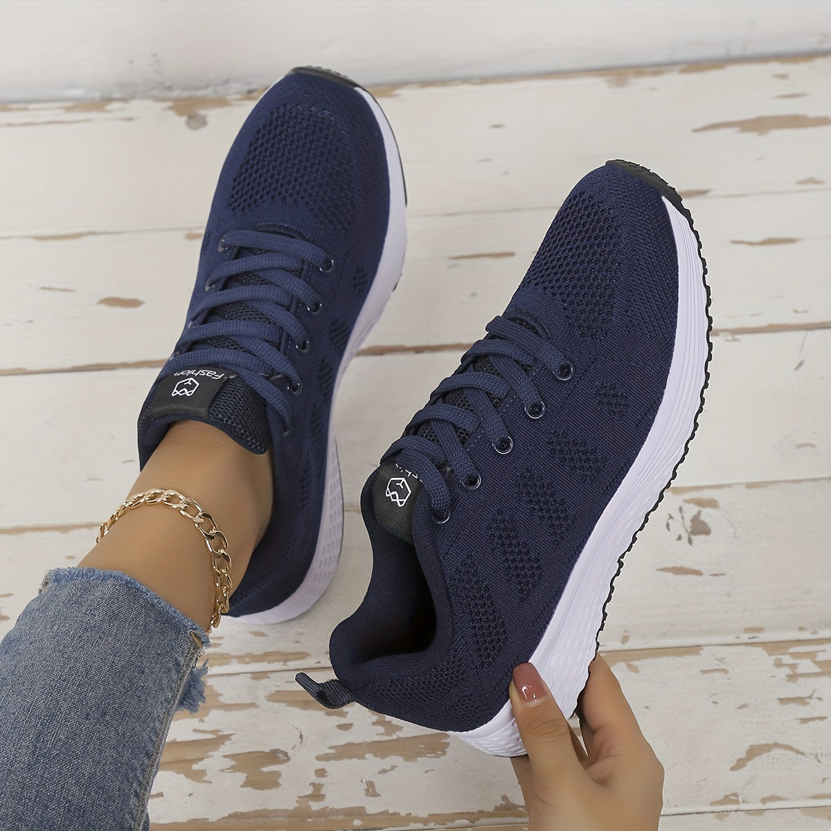 Women's Mesh Breathable Running Sports Shoes Lightweight Non-slip Travel Shoes