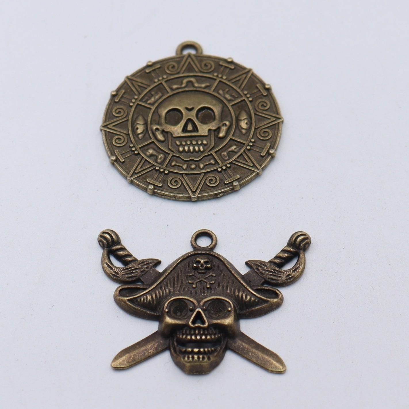 30pcs Mixed Pirate Series DIY Jewelry Pendants Retro Alloy Anchor Rudder Compass