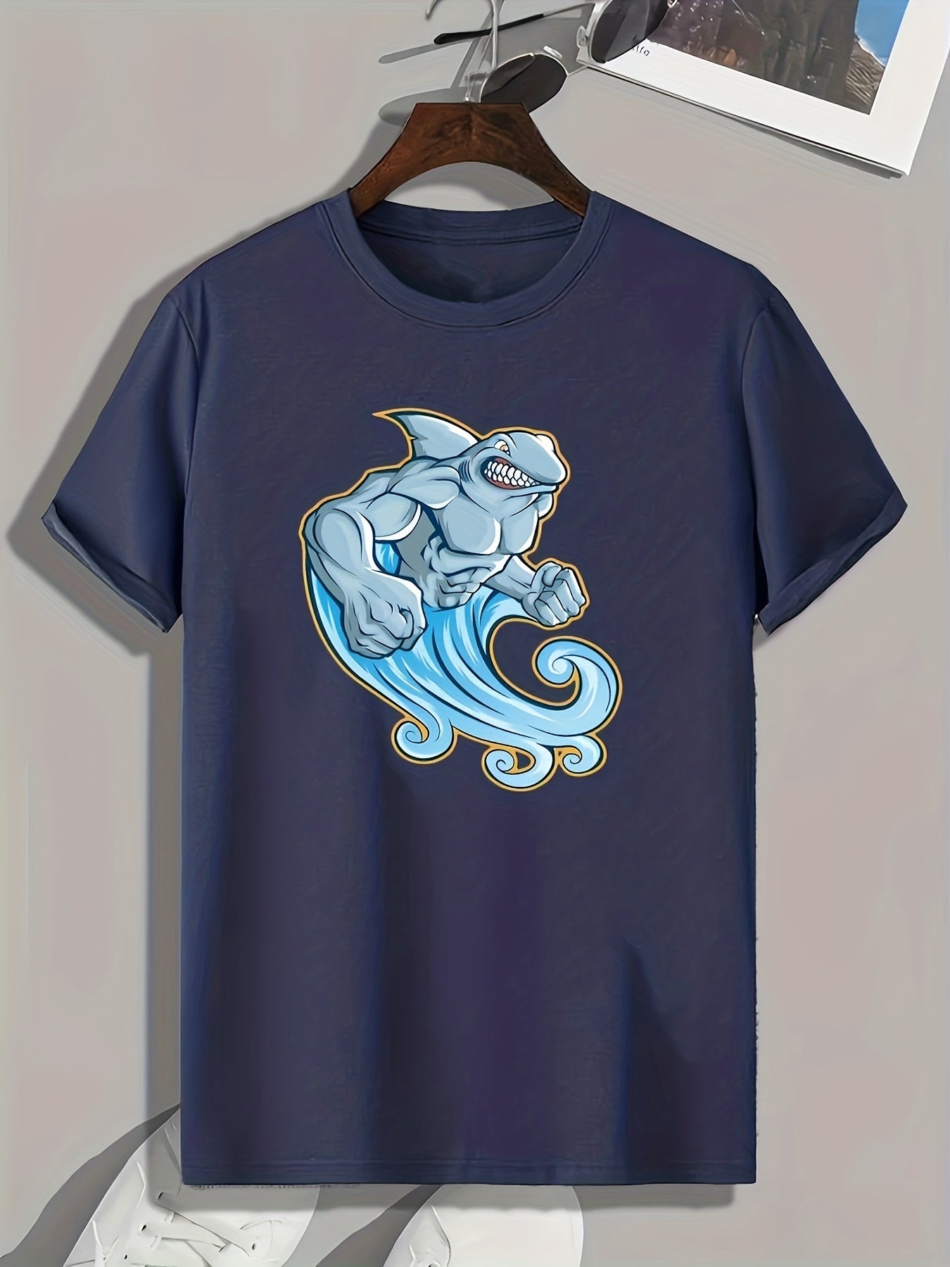 Shark Pattern Men's Comfy Sports T-shirt Graphic Tee for Fitness Activities