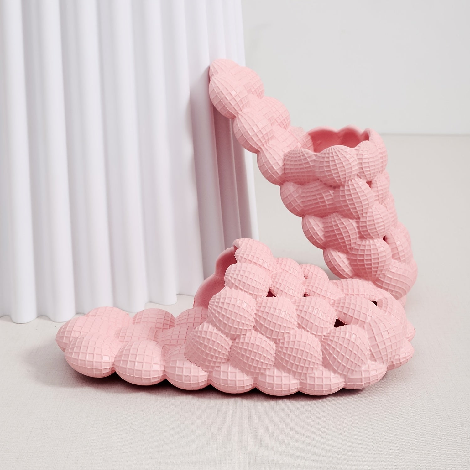 Men's Ultra Soft Massage Bubble Slides Cushioned Spa Slippers