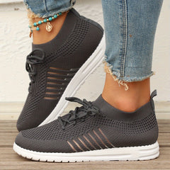 Women's Breathable Mesh Sneakers Lace Up Outdoor Shoes Lightweight Walking Shoes