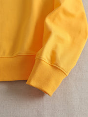 Bee Graphic Sweatshirt Crew Neck Pullover Casual Tops For Fall & Winter