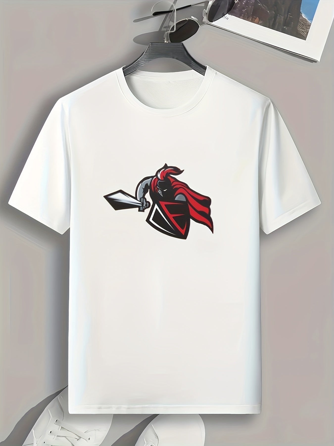 Knight Pattern Print Men's Sports T-shirt