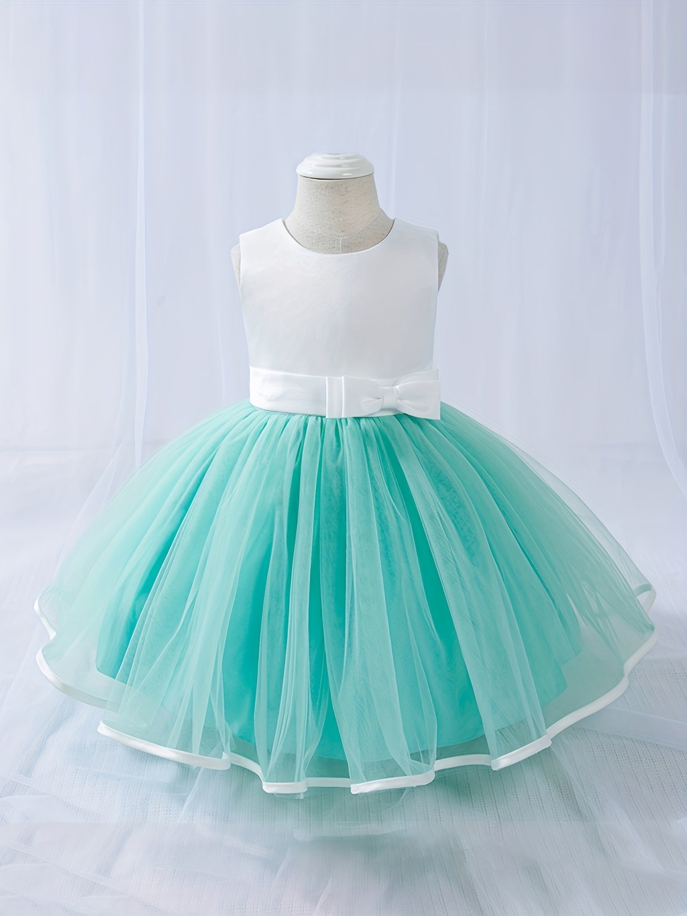 Girls Mesh Puffy Skirt Sleeveless Party Dress with Bow