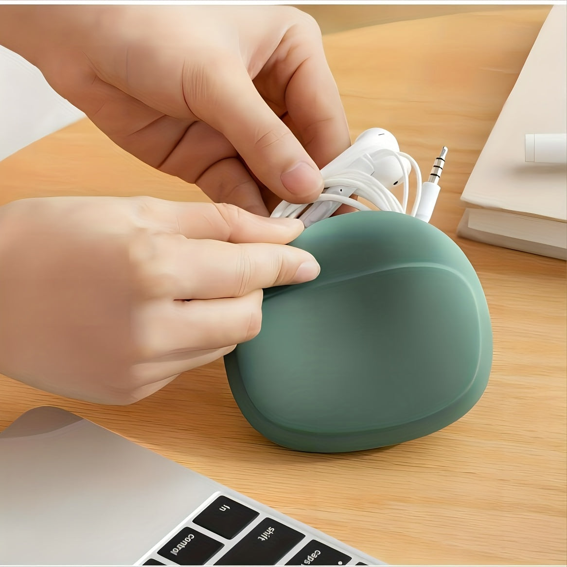 Portable Silicone Headphone Storage Bag Data Cable Charger Storage Box
