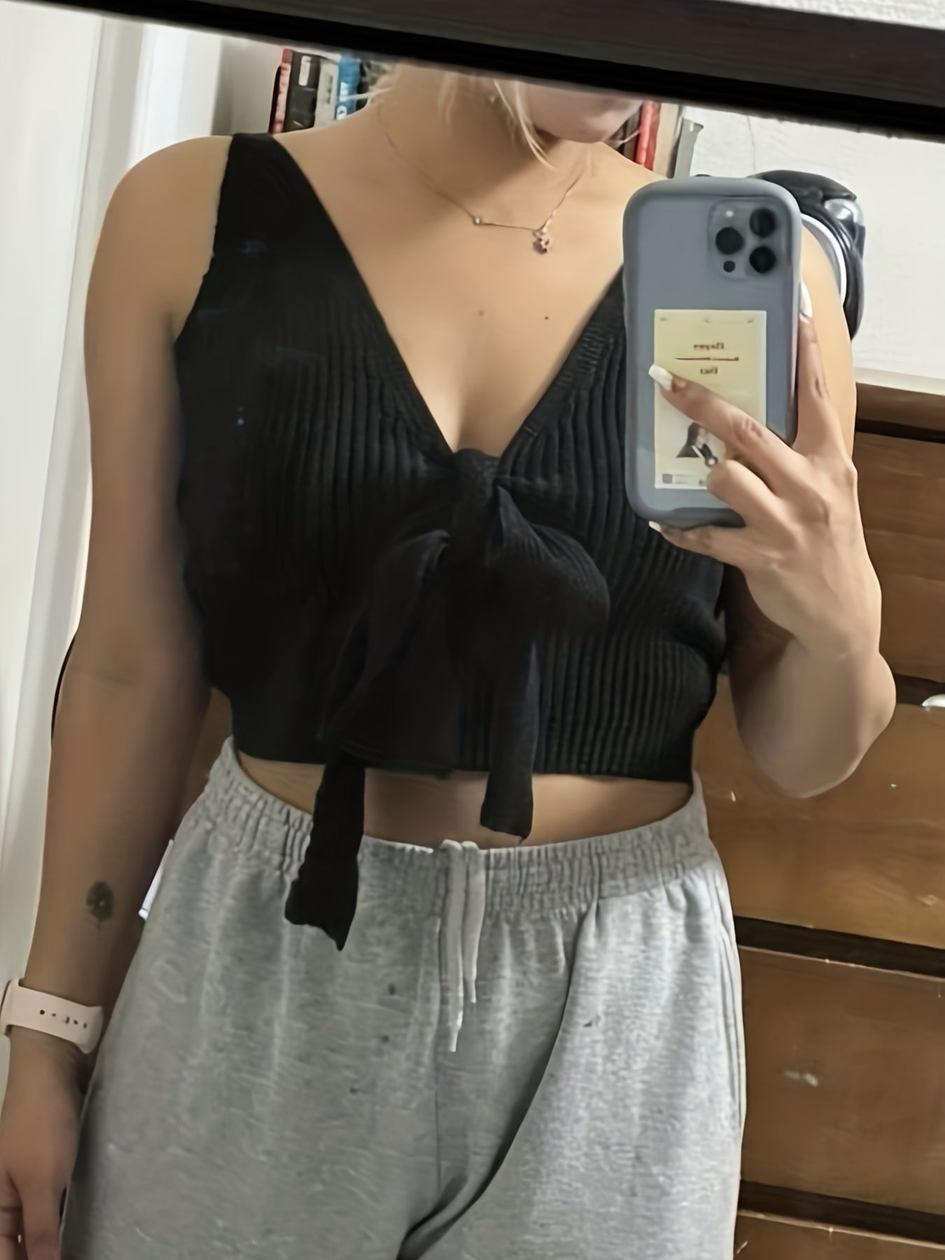 Knitted Bow Front V Neck Sleeveless Top