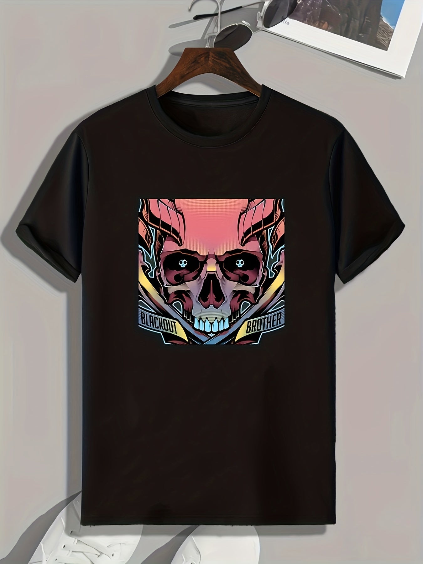 Skull Print Men's Graphic T-shirt for Summer