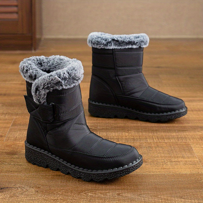 Women's Solid Snow Boots Fur Lined Winter Outdoor Boots