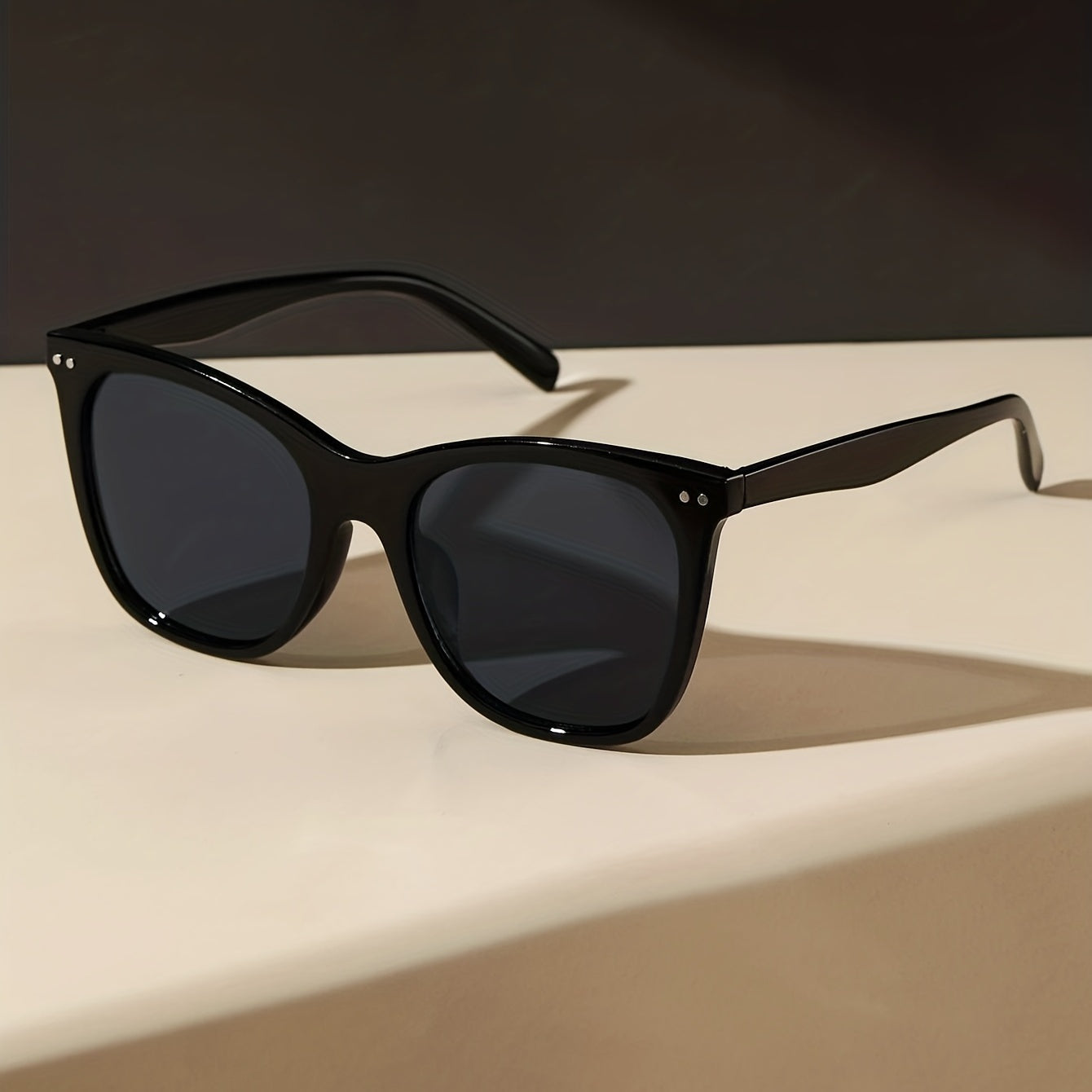 Oversized Cat Eye Sunglasses UV400