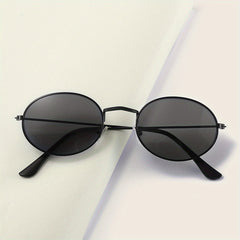 Round Frame Sunglasses Tinted Lens Thin Metal Frame Eyewear