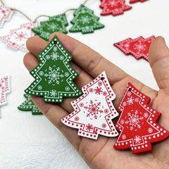 10pcs Christmas Wooden Hangings Ornaments Wooden Slices Snowflake Decorations